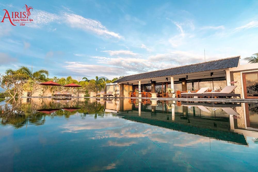 Airis Luxury Villas & Spa Ungasan Esterno foto