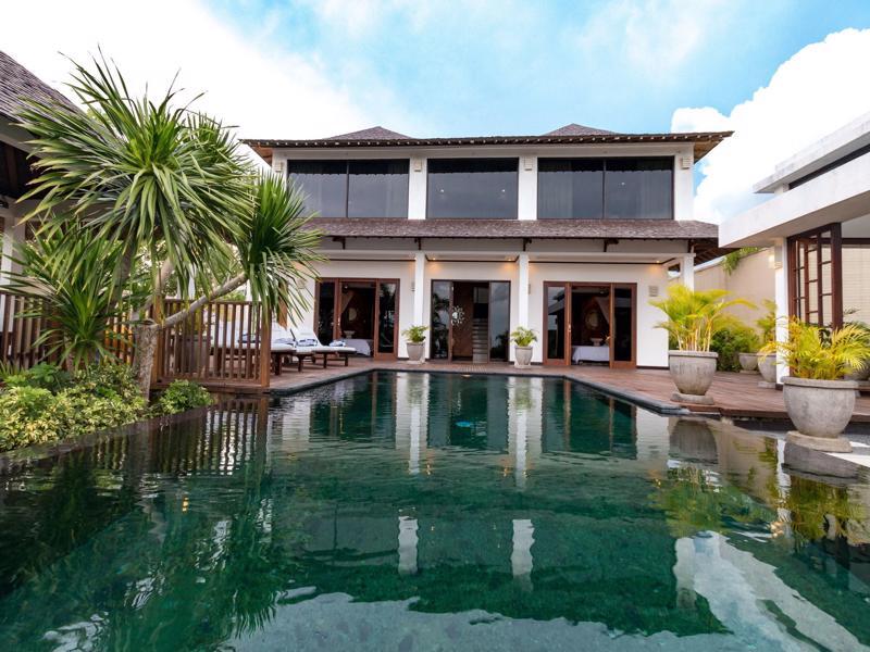 Airis Luxury Villas & Spa Ungasan Esterno foto